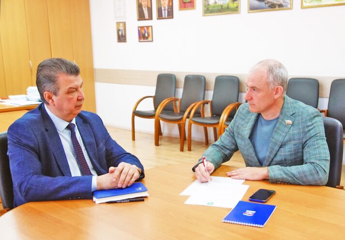 Глава Конаковского округа и депутат обсудили благоустройство в регионе