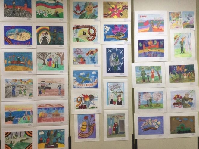 Юные художники из Андреаполя нарисовали картины, посвящённые 80-летию Победы Победы