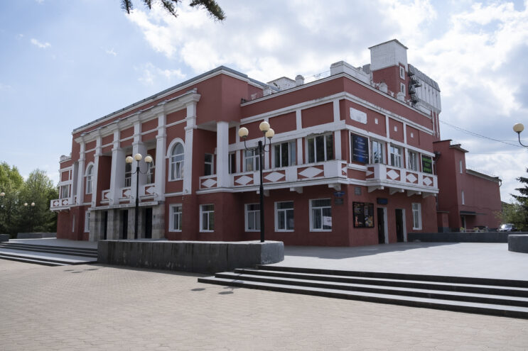 В Кимрском театре драмы и комедии капитально отремонтируют кровлю В Кимрском театре драмы и комедии капитально отремонтируют кровлю