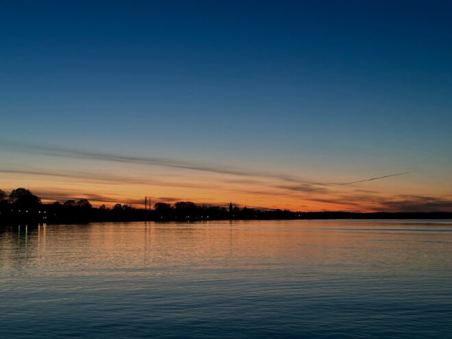 Осташков попал в топ-10 дорогостоящих направлений для поездок в мае в мае