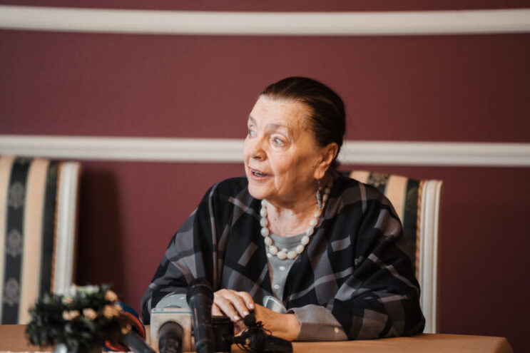 Игорь Руденя поздравил с днем рождения Почетного гражданина Тверской области Наину Хонину Почетного гражданина Тверской области