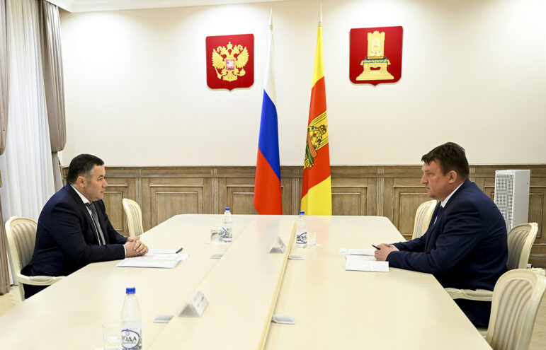 Губернатор Игорь Руденя провёл встречу с главой Максатихинского округа Максимом Ховановым Губернатор Игорь Руденя