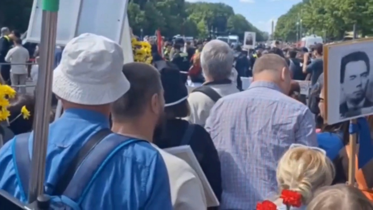 В Германии прошла акция "Бессмертный полк" Бессмертный полк