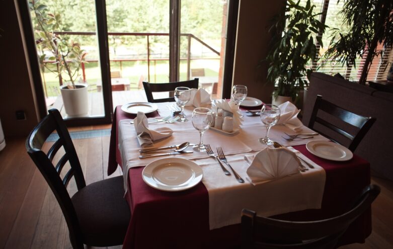 Куда этим летом поедут семьи с детьми и сколько они потратят? Куда этим летом поедут семьи с детьми и сколько они потратят?