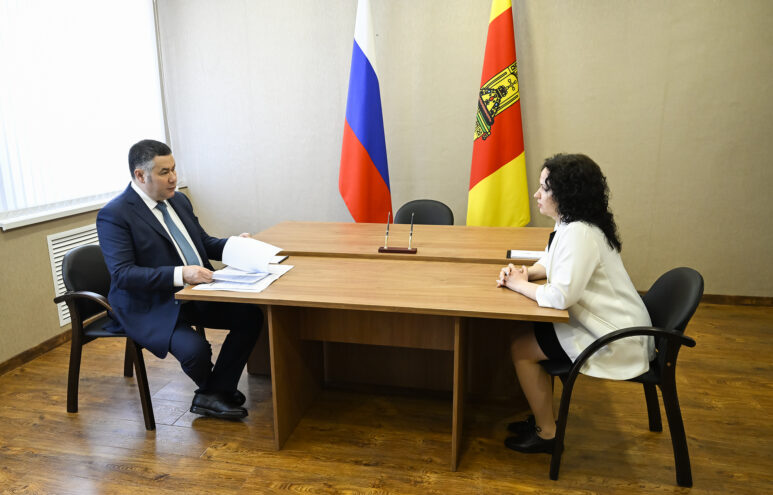 Губернатор Игорь Руденя провёл приём граждан в Бежецком округе Губернатор Игорь Руденя