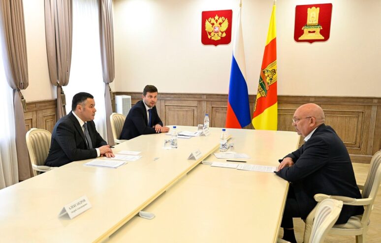 Игорь Руденя провел встречу с главой Осташковского округа Игорь Руденя провел встречу с главой Осташковского округа