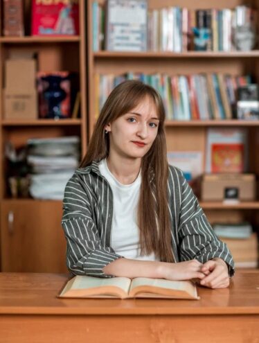 Школьница из Ржева сдала ЕГЭ по химии на 100 баллов Школьница из Ржева сдала ЕГЭ по химии на 100 баллов