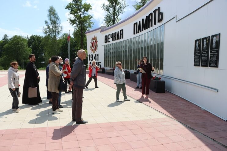 Нелидовский округ посетила делегация ветеранов из Красногорска Нелидовский округ посетила делегация ветеранов из Красногорска