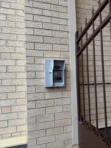 За цифровыми замками: в Твери появился первый двор, оснащенный умными воротами от «Ростелекома» За цифровыми замками: в Твери появился первый двор, оснащенный умными воротами от «Ростелекома»