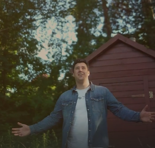 Музыкант из Тверской области решил перепеть Надежду Кадышеву