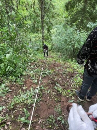 В Андреапольском округе школьники отработали навыки спуска и подъема на веревках В Андреапольском округе школьники отработали навыки спуска и подъема на веревках