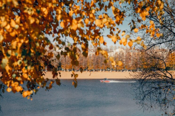 Аномалий не избежать: осенью на Россию обрушатся природные катаклизмы