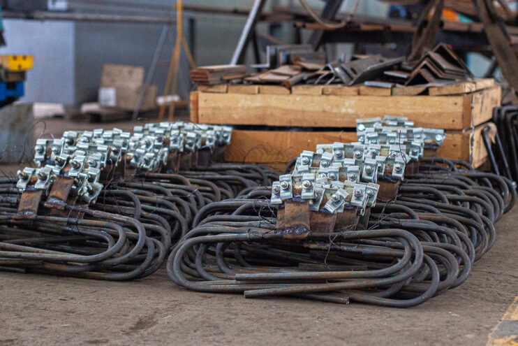 Специалисты тверского филиала «Россети Центр» устанавливают ограничители гололедообразования на воздушных линиях 35-110 кВ Специалисты тверского филиала «Россети Центр» устанавливают ограничители гололедообразования на воздушных линиях 35-110 кВ