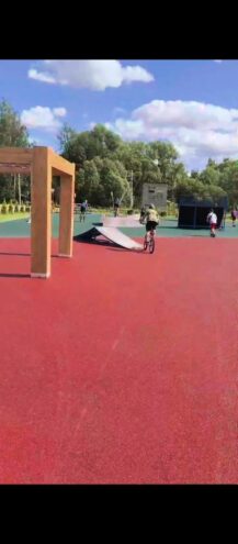 В Тверской области на берегу реки появился велосипедный корт В Тверской области на берегу реки появился велосипедный корт