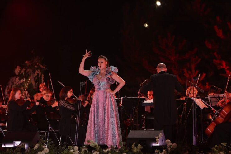 Артисты из пяти стран мира выступили в Тверской области Артисты из пяти стран мира выступили в Тверской области