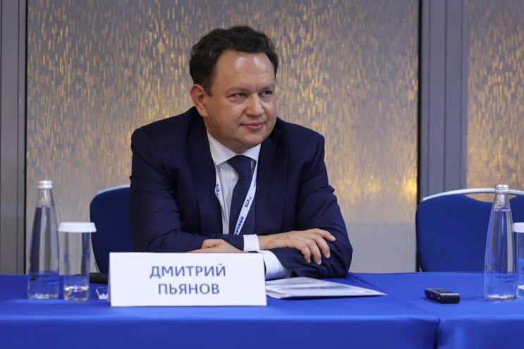 Бизнес и экономика адаптируются к высоким процентным ставкам Бизнес и экономика адаптируются к высоким процентным ставкам