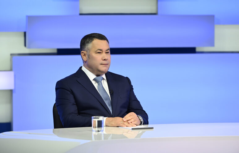 Губернатор Игорь Руденя ответил на вопросы телезрителей в прямом эфире Губернатор Игорь Руденя ответил на вопросы телезрителей в прямом эфире