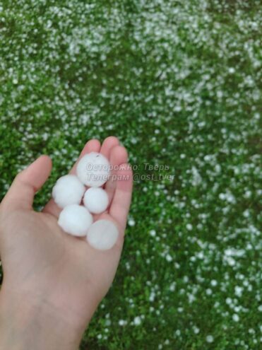 Ураган и град охладили Тверскую область