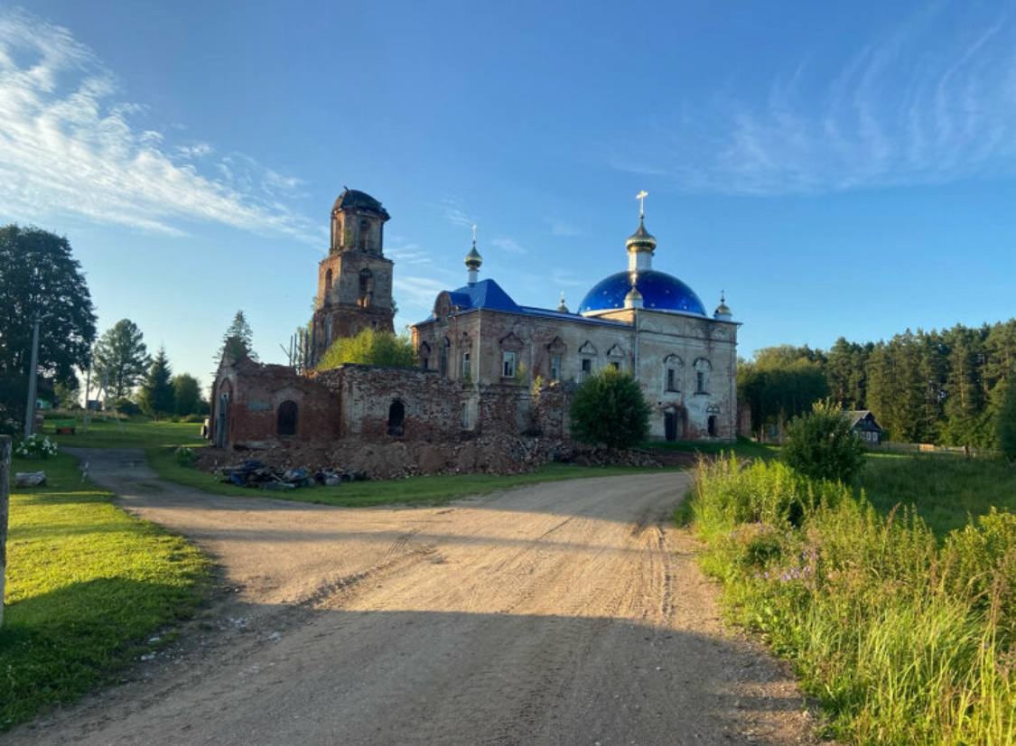 В Тверской области открыли мужской монастырь В Тверской области открыли мужской монастырь