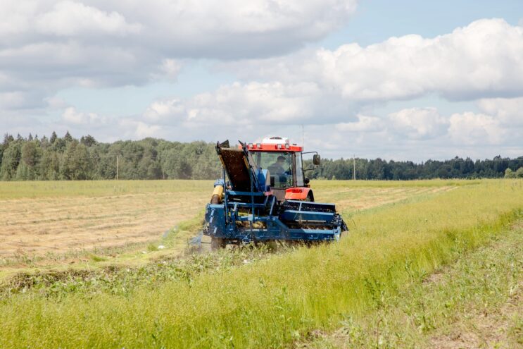 Приоритетное внимание растениеводству и кадрам: Игорь Руденя определил задачи по сезонным полевым работам в Тверской области Приоритетное внимание растениеводству и кадрам: Игорь Руденя определил задачи по сезонным полевым работам в Тверской области