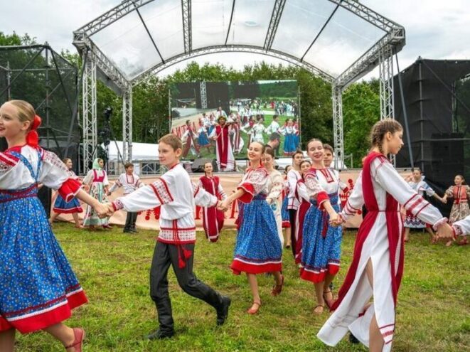 Гости – за калиткой: больше 12 тысяч человек побывали в путешествии в Тверскую Карелию Гости – за калиткой: больше 12 тысяч человек побывали в путешествии в Тверскую Карелию