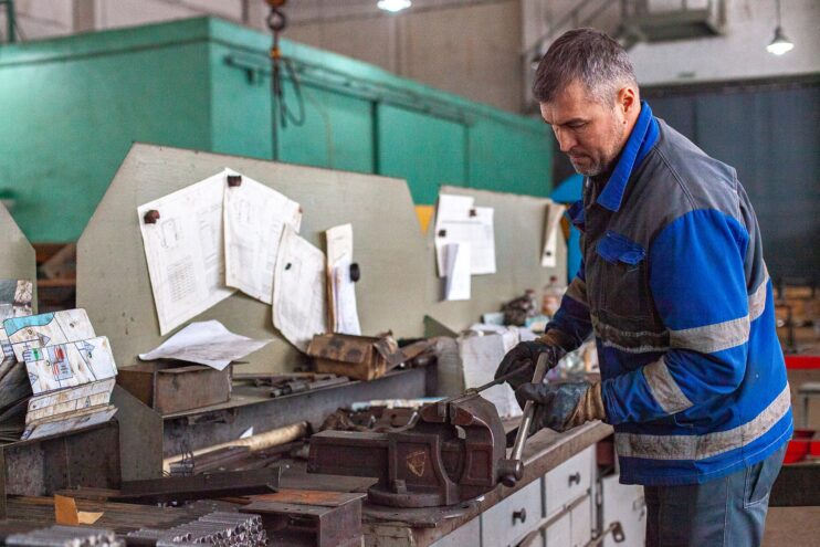 С начала года в цеху собственного производства тверского филиала «Россети Центр» изготовлено свыше 4,6 тыс. металлоизделий С начала года в цеху собственного производства тверского филиала «Россети Центр» изготовлено свыше 4,6 тыс. металлоизделий