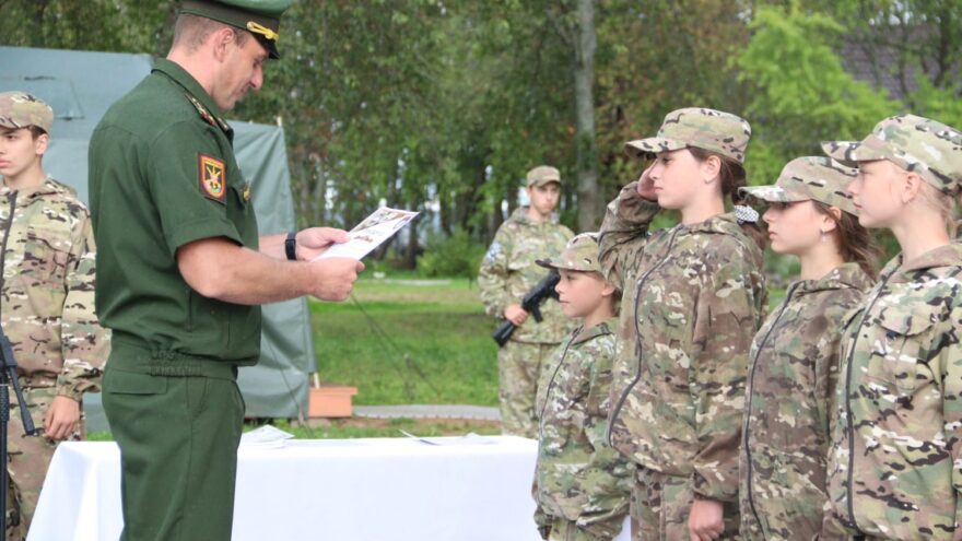В патриотическом центре при Богородицком Житенном женском монастыре завершились военно-патриотические сборы «Наука Побеждать»