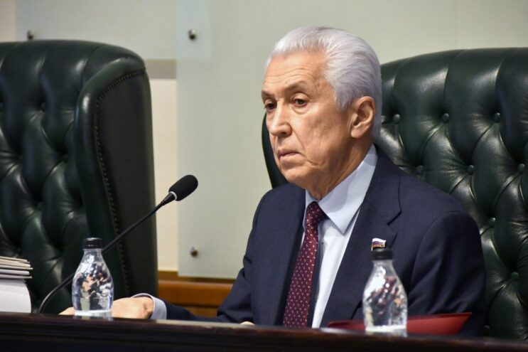 Владимир Васильев вновь опередил всех парламентских лидеров в ТОП-100 российских политиков