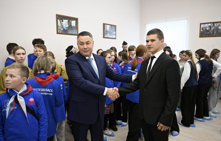 Игорь Руденя обсудил с молодёжью перспективы развития сельского хозяйства встреча с губернатором