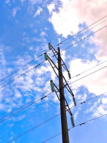 Энергетики «Россети Центр» повысили надёжность электроснабжения более 10 тысяч жителей в пяти муниципальных округах Тверской области