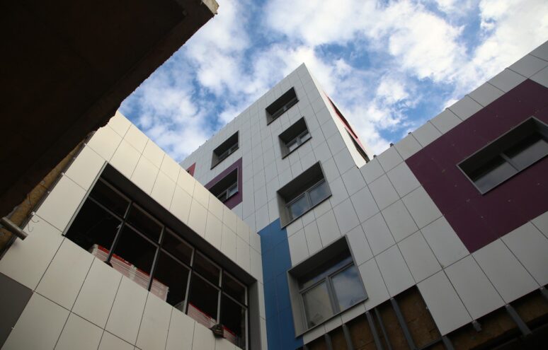 Губернатор Игорь Руденя провёл выездное совещание по строительству Детской областной клинической больницы в Твери Губернатор Игорь Руденя провёл выездное совещание по строительству Детской областной клинической больницы в Твери