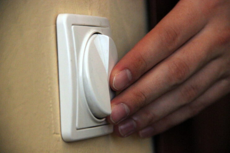 В ряде населенных пунктов Конаковского округа до вечера отключили электричество В ряде населенных пунктов Конаковского округа до вечера отключили электричество