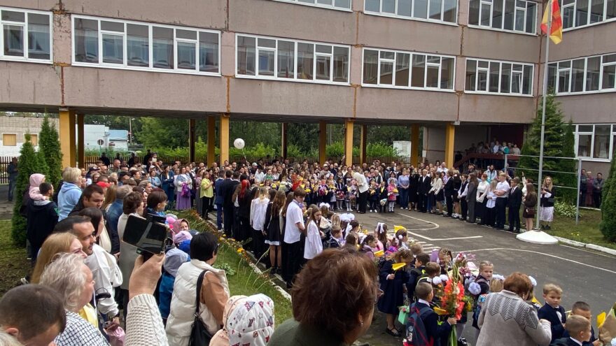 В школы Осташковского округа 1 сентября пошли 170 первоклассников В школы Осташковского округа 1 сентября пошли 170 первоклассников