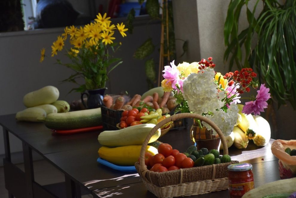 Семьям Тверской области помогут овощами и фруктами