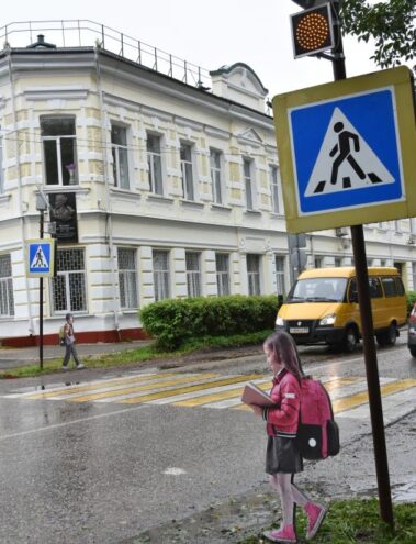 В Тверской области для безопасности на дорогах установят фигуры детей