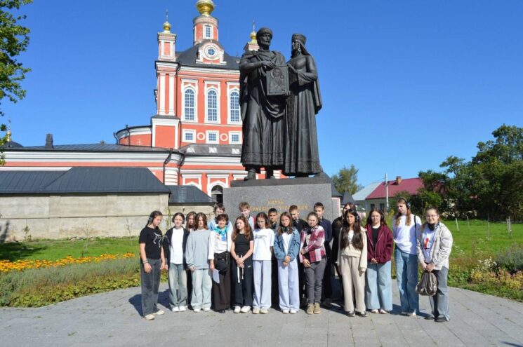 Дети из Тверской области отправились в тур по дорогам великих князей Дети из Тверской области отправились в тур по дорогам великих князей