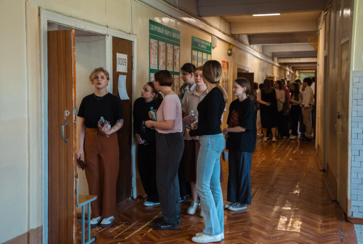 Школьник из Тверской области помог женщине вернуть пропавшие вещи