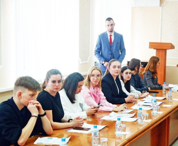 В Конаковском округе стараются привлекать молодежь к решению важных задач В Конаковском округе стараются привлекать молодежь к решению важных задач