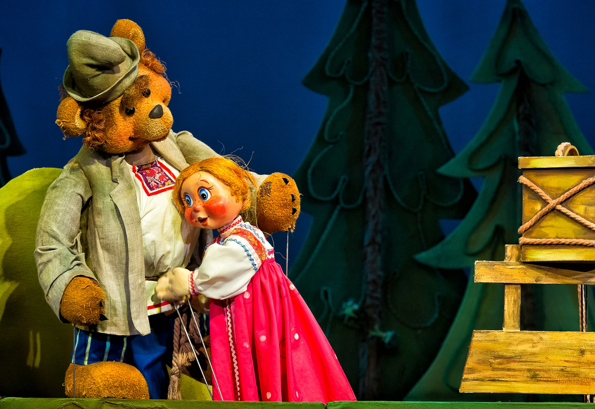 В Твери покажут детский спектакль «Машенька и Медведь» В Твери покажут детский спектакль «Машенька и Медведь»