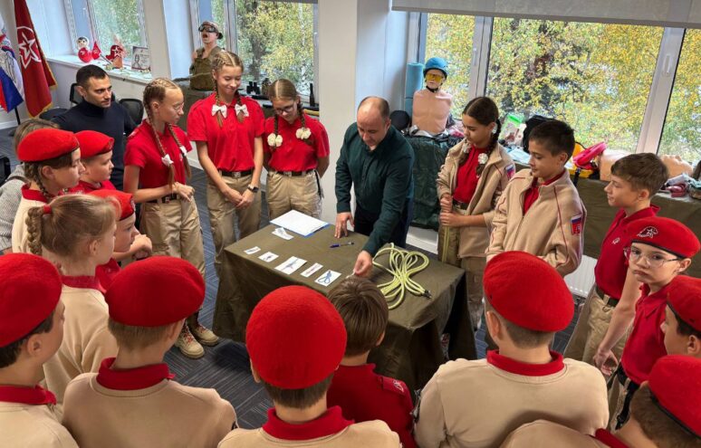 В Тверском Доме Юнармии прошёл День открытых дверей для школьников