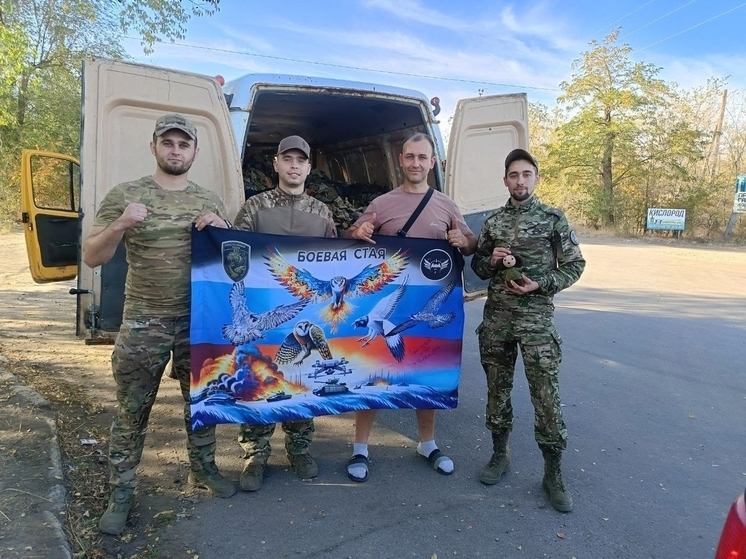 Волонтеры передали дроны, мотоцикл и талисманы бойцам из Оленино в зону СВО Волонтеры передали дроны, мотоцикл и талисманы бойцам из Оленино в зону СВО
