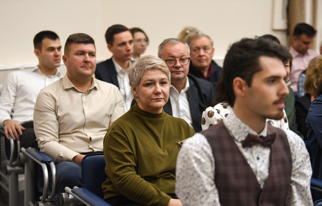 В Твери отметили День работников дорожного хозяйства наградами и торжественным мероприятием