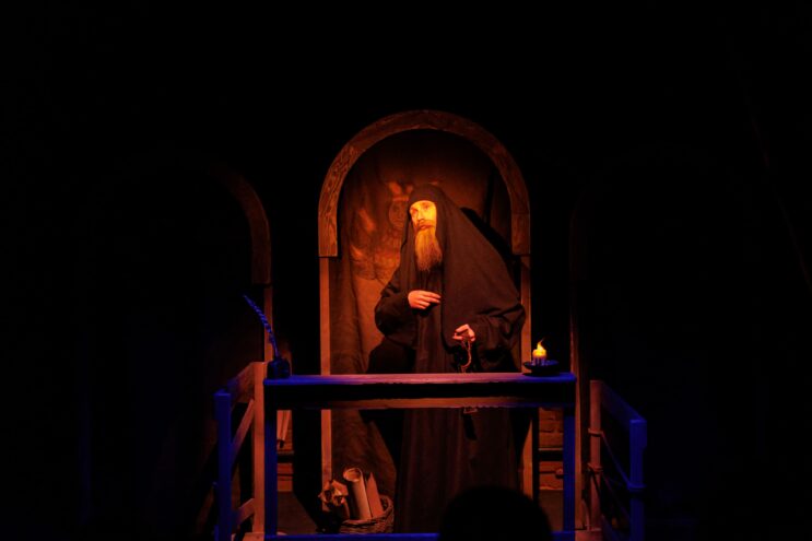 В Тверском ТЮЗе 12 ноября покажут проект «Хождение за три моря» В Тверском ТЮЗе 12 ноября покажут проект «Хождение за три моря»