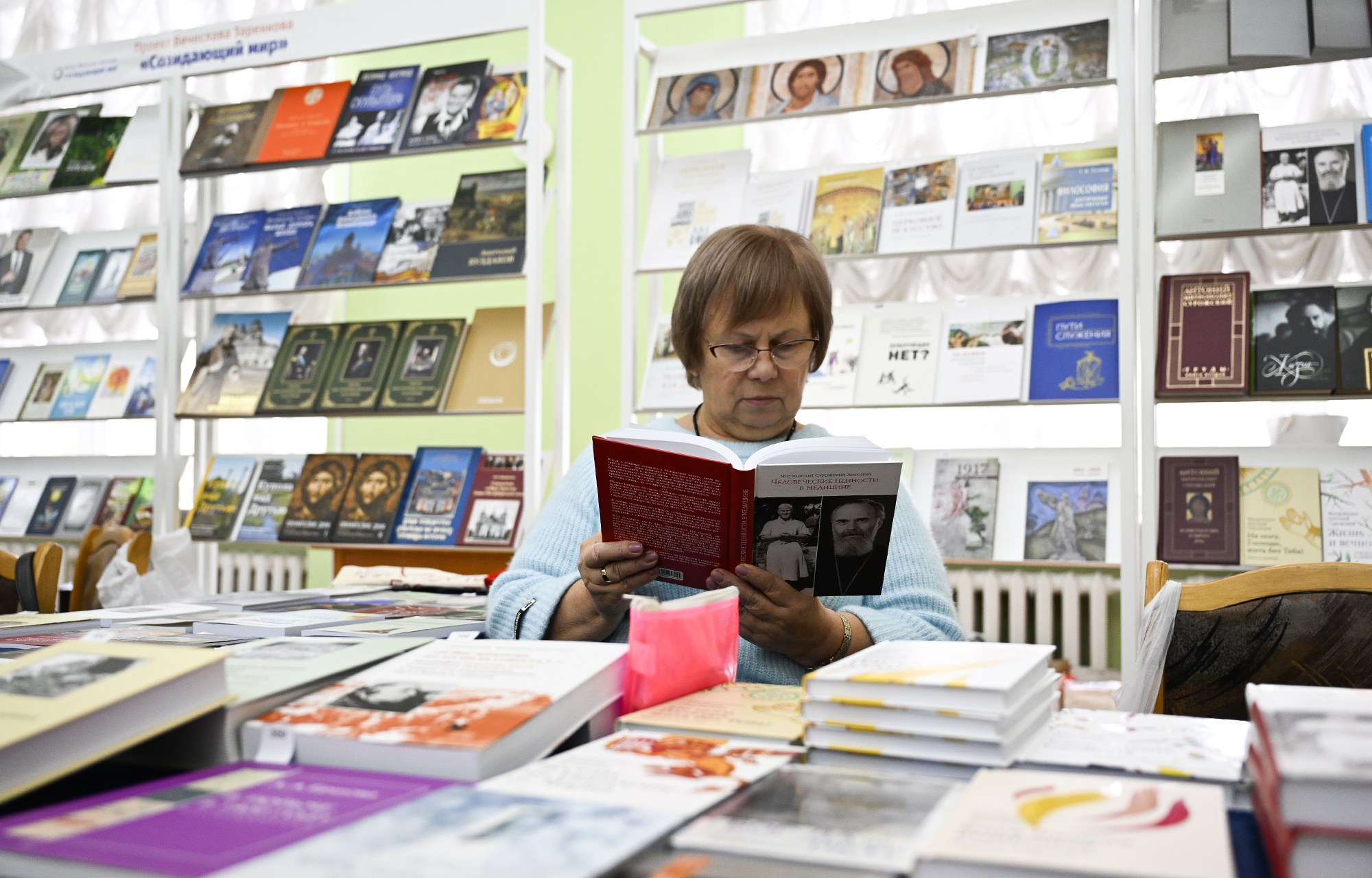 В Твери стартовал XI Межрегиональный книжный фестиваль «Тверской переплёт» с образовательной и патриотической программой