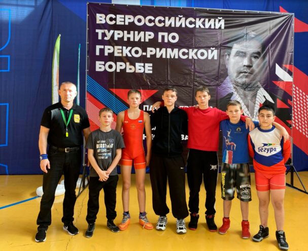 Борцы из Тверской области привезли медали из других регионов Борцы из Тверской области привезли медали из других регионов