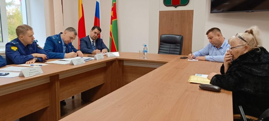 В Лихославле состоялся прием граждан по личным вопросам