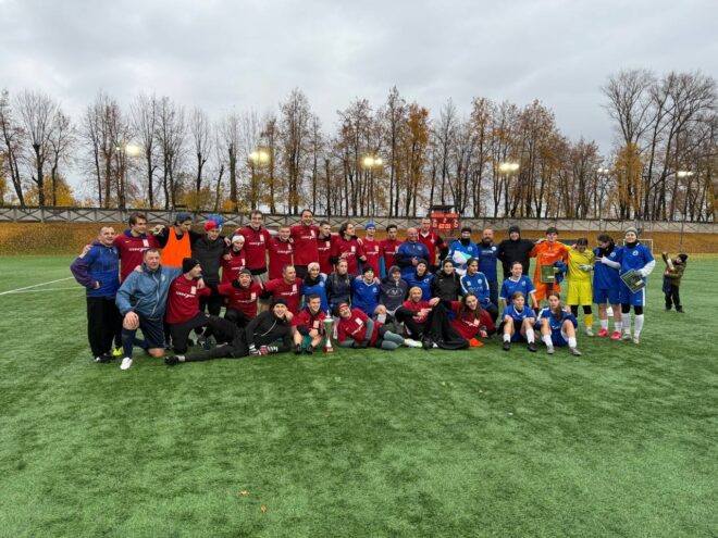 Актёры тверских театров сыграли в уникальном футбольном матче против чемпионок и звёзд спорта региона Актёры тверских театров сыграли в уникальном футбольном матче против чемпионок и звёзд спорта региона