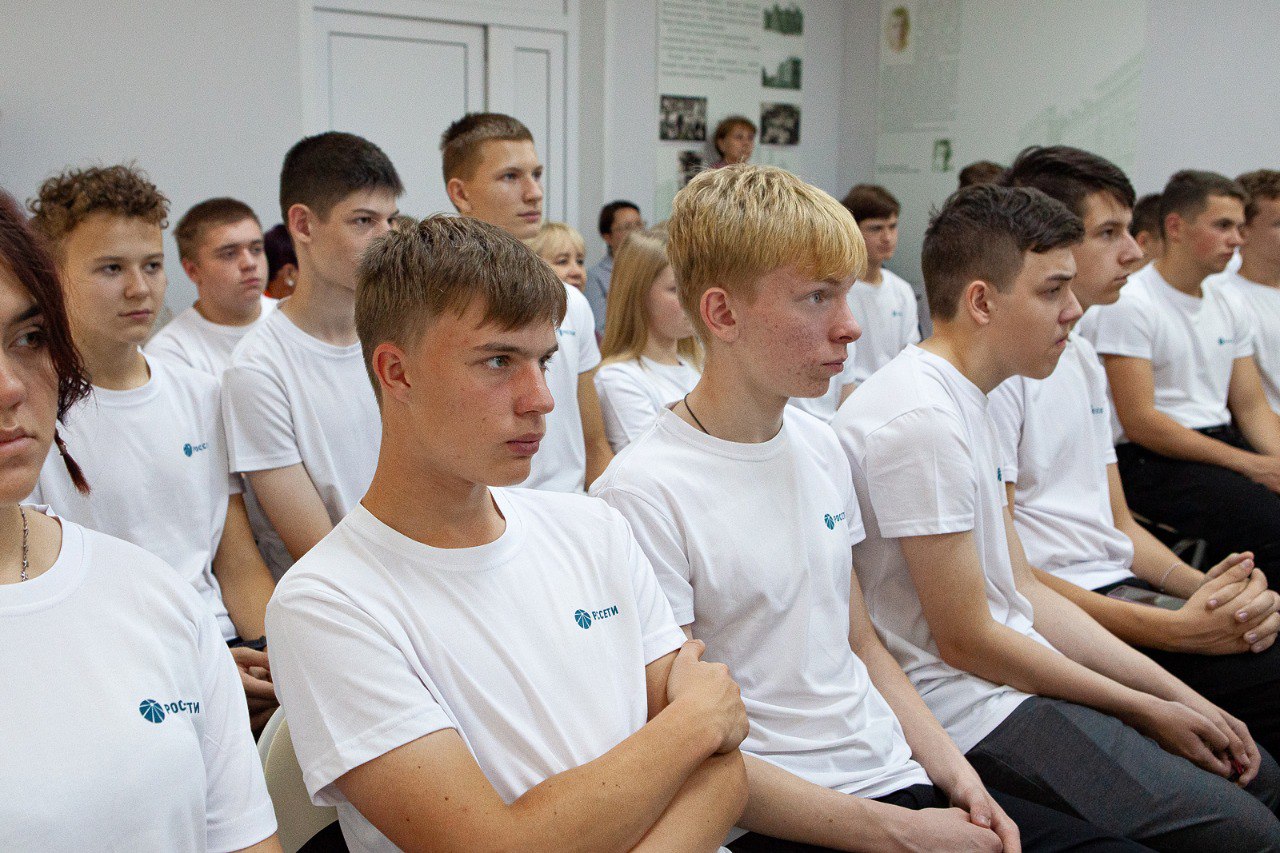 Тверские энергетики «Россети Центр» запустили образовательный проект «Энергокружки»