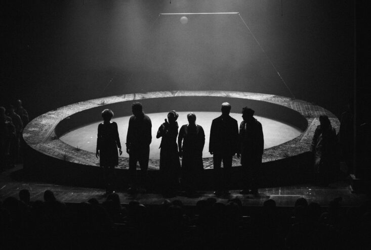 Почему в ТЮЗе больше не будет спектаклей? Почему в ТЮЗе больше не будет спектаклей?