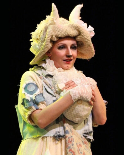 В Тверской области покажут лирическую сказку «Влюблённая коза» В Тверской области покажут лирическую сказку «Влюблённая коза»